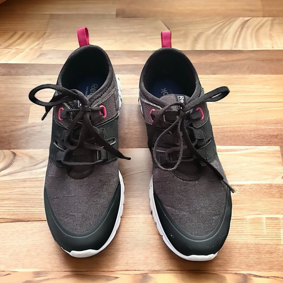 Reebok Women’s Sublite 2.0 Running Memory Foam Sneakers Size 6.5 US Black & Pink - Picture 4 of 12